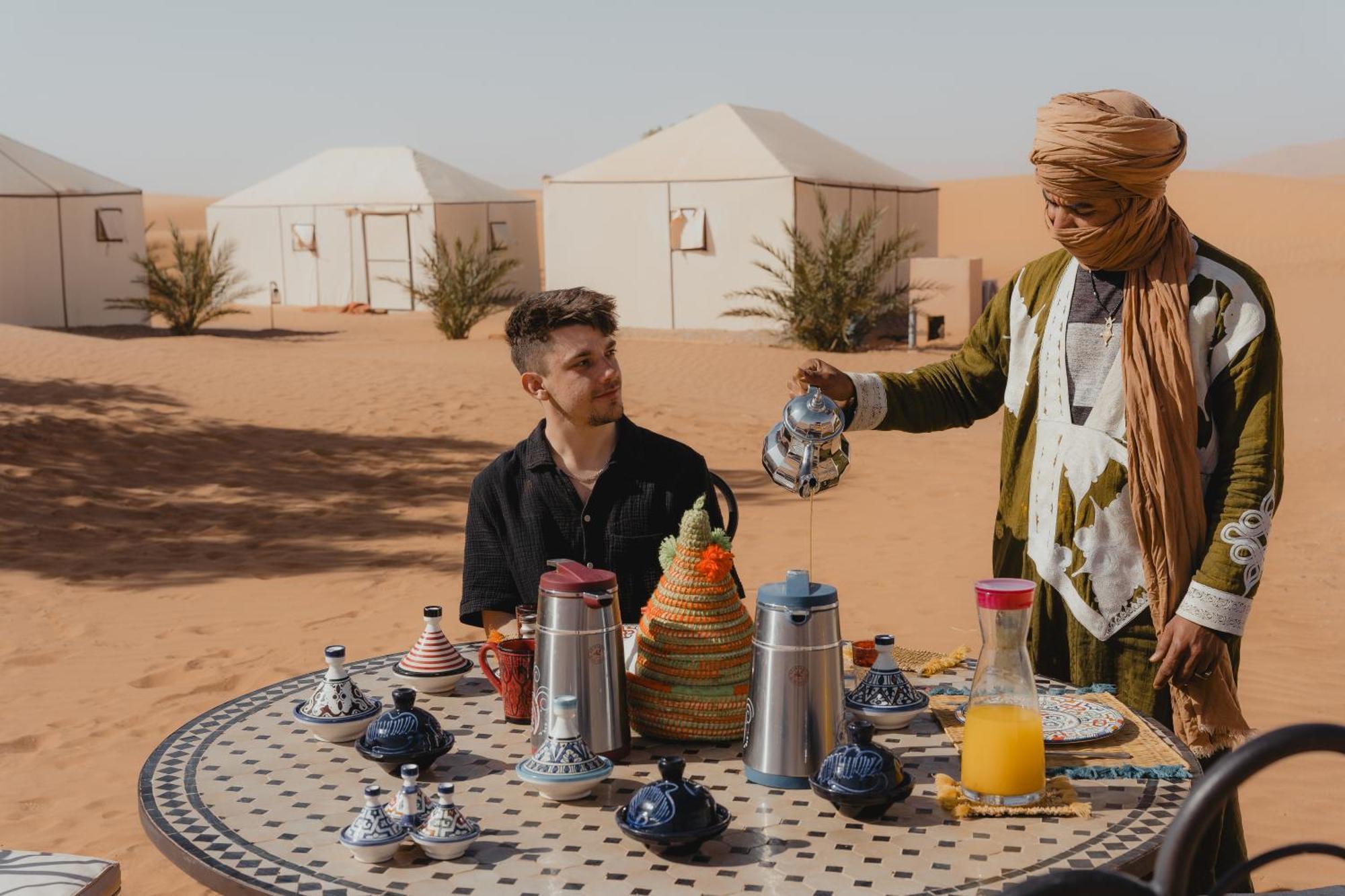 Royal Luxury Camp Hotel Merzouga Exterior foto
